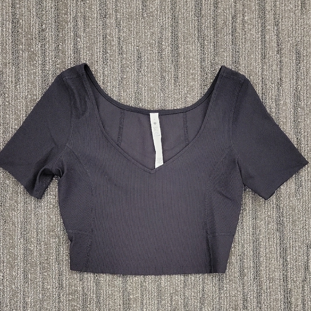 Lululemon Athletica Black Crop Top Summer Trendy Ribbed US 6